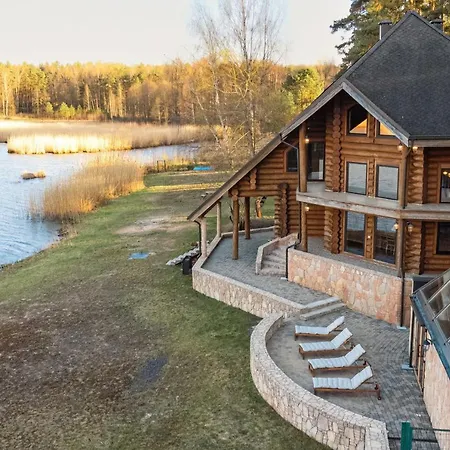 Lakeside Escape Semesterbostad Sunisi
